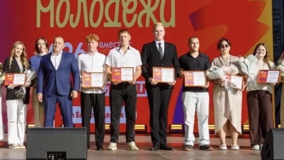 Студент и ординатор Амурской ГМА стали лауреатами молодёжной премии губернатора Амурской области и мэра города Благовещенска