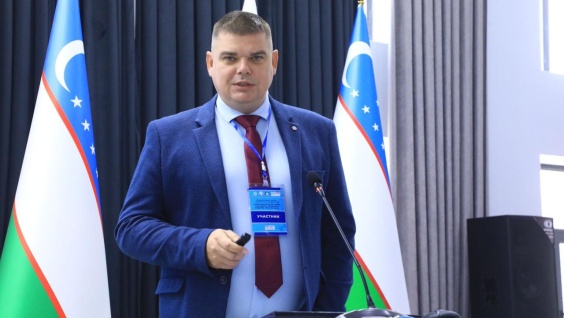 Зав. кафедрой анестезиологии и реанимации Сергей Ходус принял участие в международной конференции по симуляционному обучению в Узбекистане