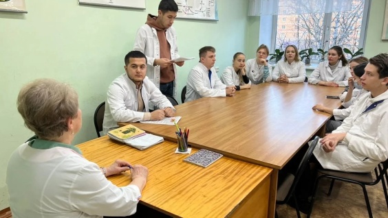 В Амурской ГМА состоялась научно-практическая конференция, посвященная абдоминальной боли
