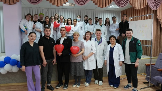 Преподаватели и студенты Амурской ГМА провели для маленьких пациентов детской городской больницы день здоровья «Счастливое сердце»