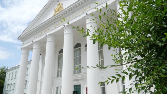 Опубликованы приказы о зачислении поступающих с приоритетным правом