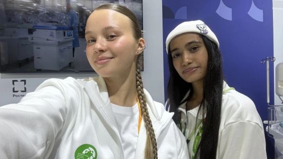 Ординатор и студентка Амурской ГМА приняли участие в работе Международного фестиваля молодёжи