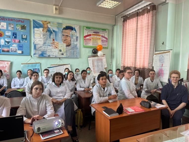 Студенты 4 курса почтили память Героев Великой Отечественной войны