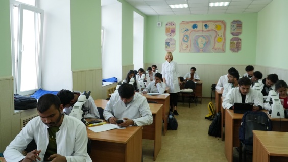 	Студенты из Индии приступили к изучению новой дисциплины