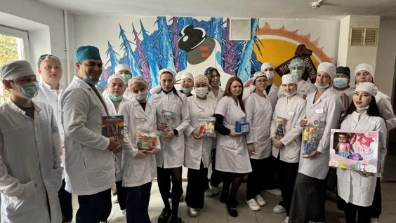 Студенты Амурской ГМА провели благотворительную акцию в рамках "Недели добрых дел"