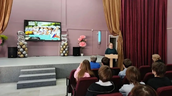 Представители Амурской ГМА провели профориентационную работу среди школьников города Свободного