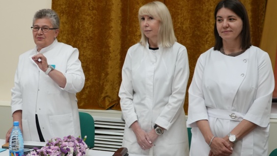 Выпускники лечебного факультета Амурской ГМА справились с итоговым государственным экзаменом