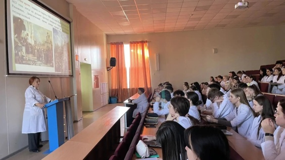 В преддверии Дня народного единства на кафедре химии состоялся просмотр документально-исторического фильма